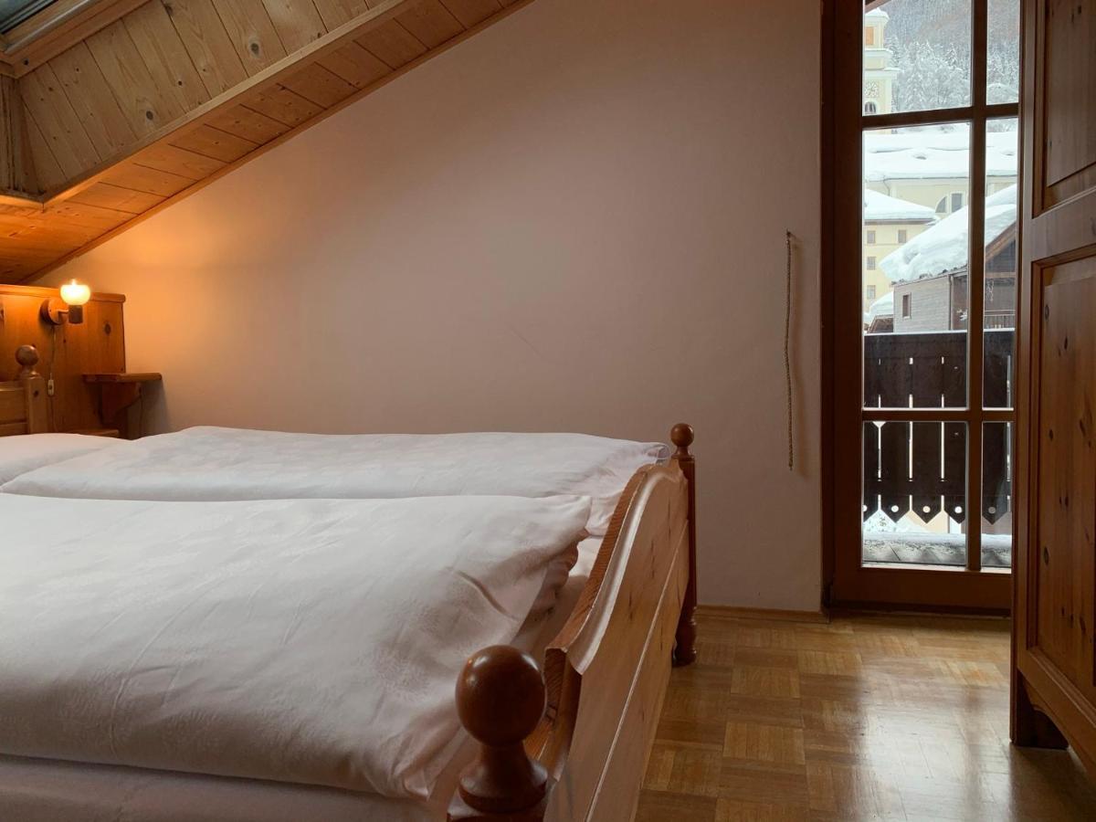 Bachlaufen Haus Aparthotel Sexten Exterior photo